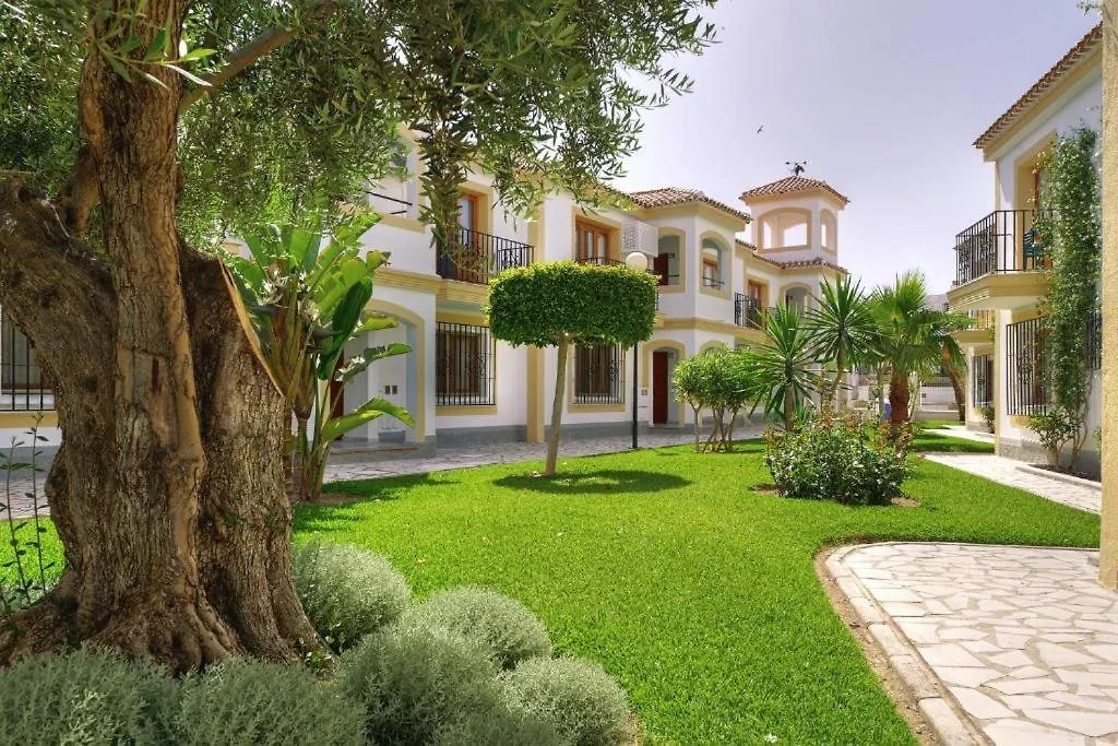 Vera Jardin A 300 Metros De La Playa Spain