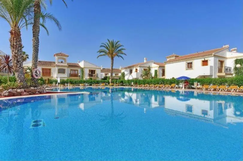 Vera Jardin A 300 Metros De La Playa