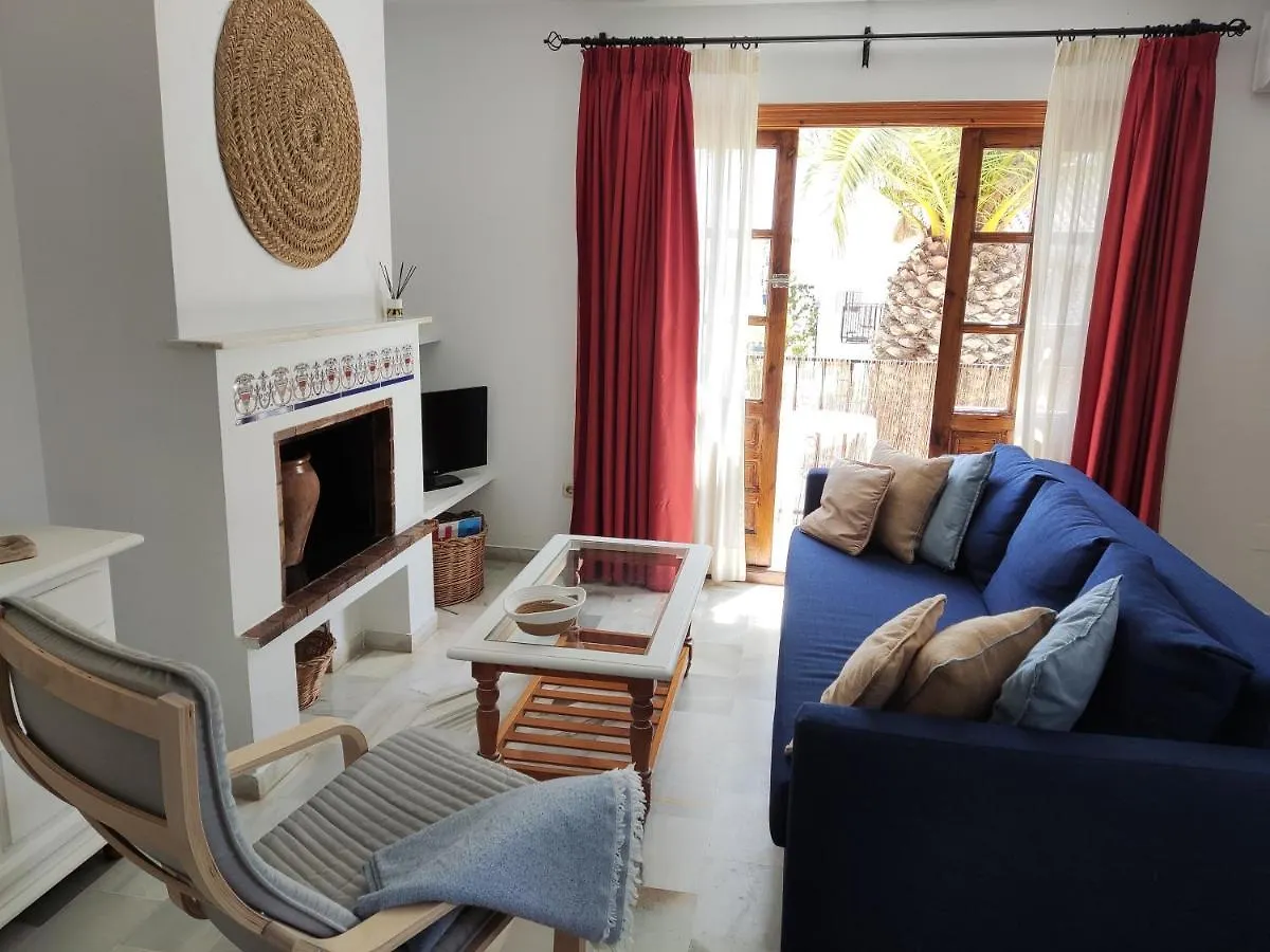 Vera Jardin A 300 Metros De La Playa Spain